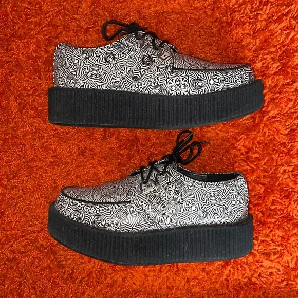 T.U.K. “Kaleido” Creepers - Picture 3 of 9